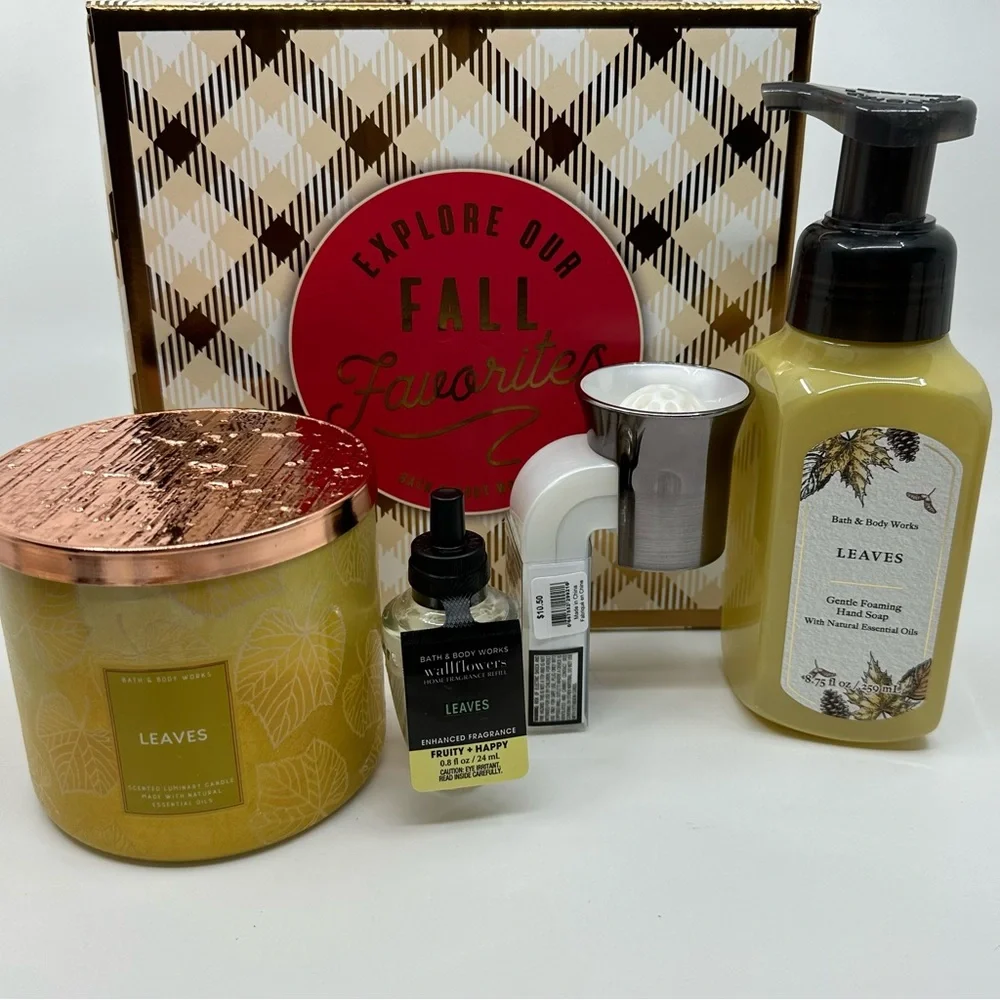 FALL FAVORITES Gift Set 6 Pc Bundle: LEAVES Candle, Soap PUMPKIN PECAN Spray NEW